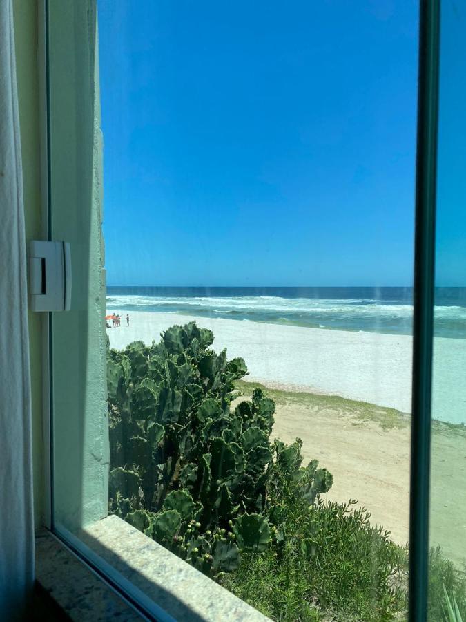 Janelas O Mar Apartment *